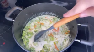 copycat jason's deli broccoli cheese soup